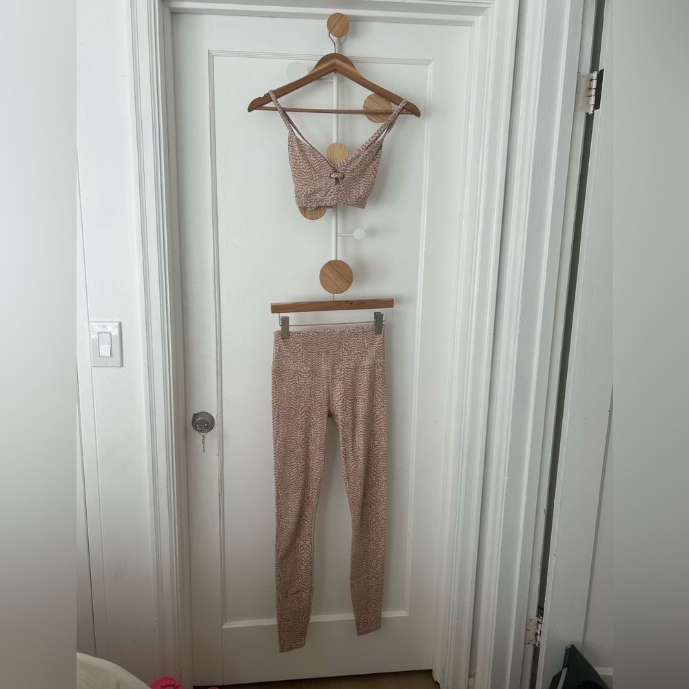 VARLEY leggings (XS) & bralette (M) Set. Super soft breathable cotton.